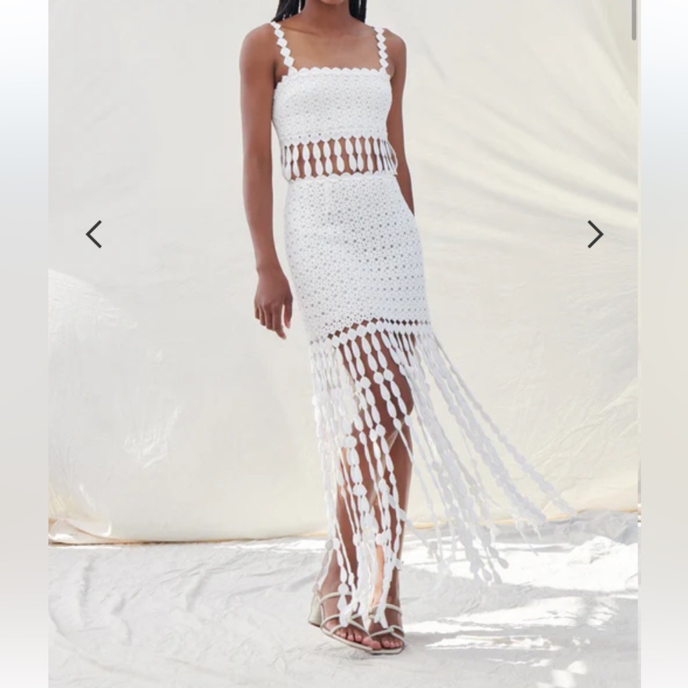 Saylor Elie set